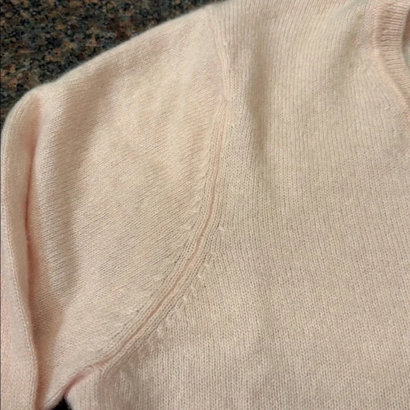 Charter Club Luxury 100% Cashmere , Blush V-Neck Sweater - Picture 4 of 6